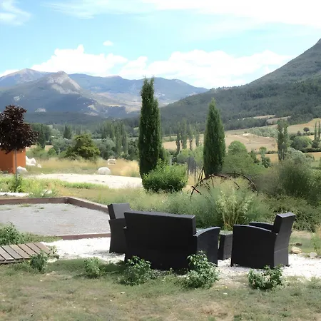 Holiday home L'amandiere Mevouillon