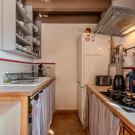 Holiday home L'amandiere *